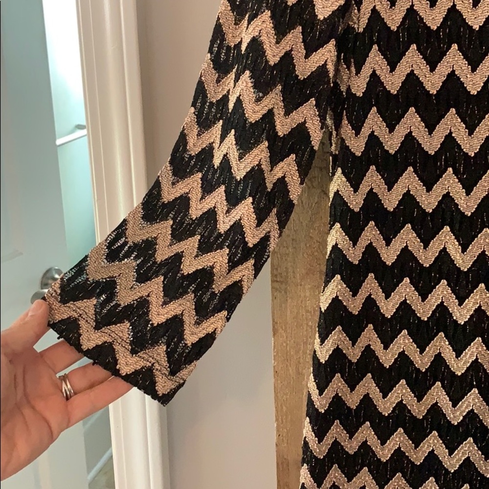Dress - Picture 3 of 5